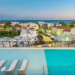 Oceanview 1-Br Beach Condo