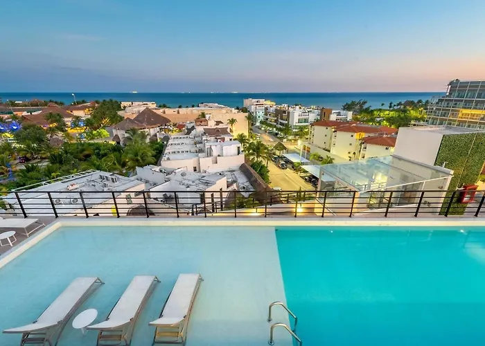 Oceanview 1-Br Beach Condo
